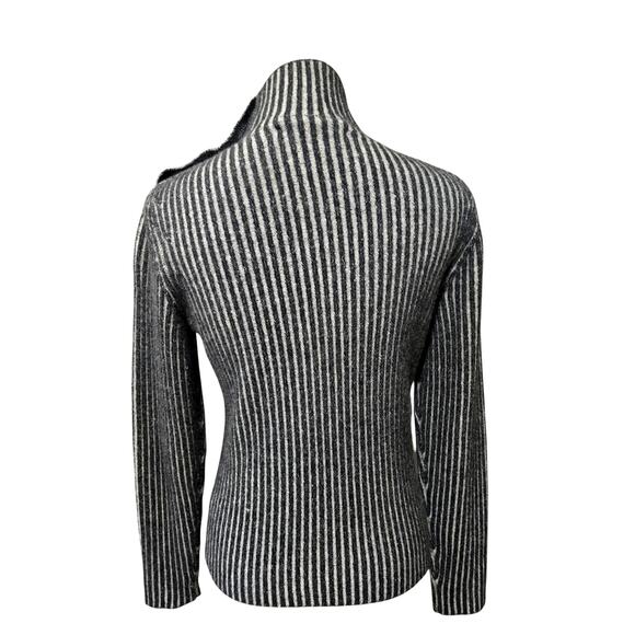 Carlisle Charcoal and Ivory Ribbed Sweater - Picture 3 of 5